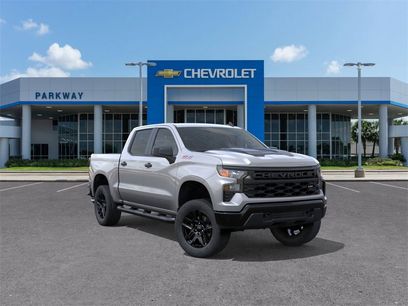 New 2025 Chevrolet Silverado 1500 Custom Trail Boss w/ Turbomax Blackout Package