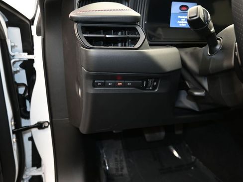 New 2026 Dodge Charger R/T AWD/4WD image 12