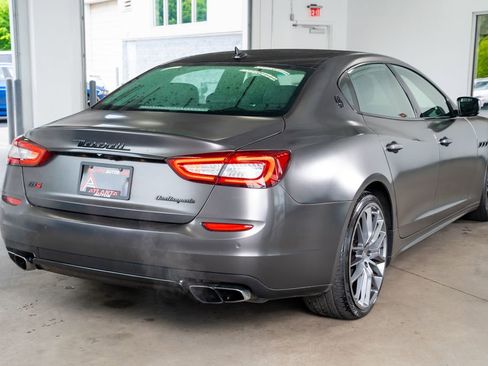 Used 2014 Maserati Quattroporte GTS RWD image 12