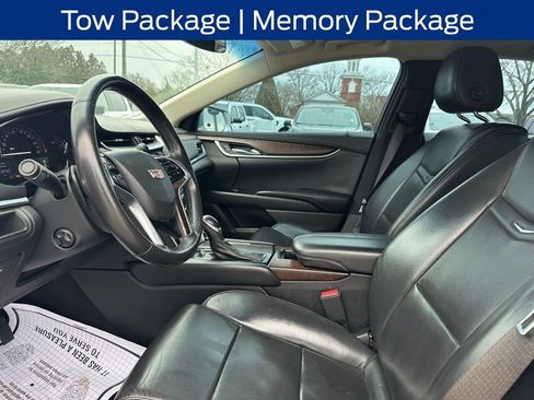 Used 2018 Cadillac XTS Luxury image 9