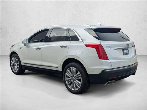 Used 2019 Cadillac XT5 Premium Luxury w/ Driver Assist Package image 8