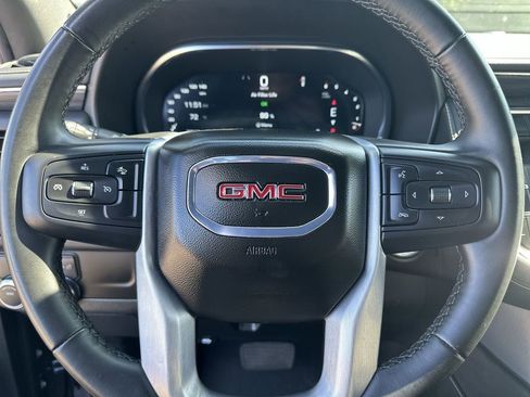 Used 2024 GMC Yukon SLT RWD image 21