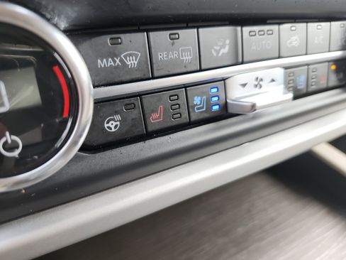 Used 2023 Ford Expedition Max Limited image 12