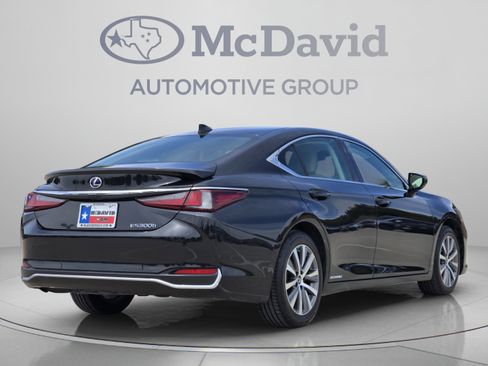 Used 2020 Lexus ES 300h w/ Premium Package FWD image 6