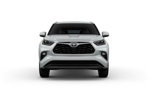 New 2025 Toyota Highlander XLE image 17