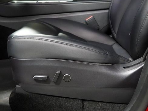 Used 2023 Tesla Model Y Performance image 61