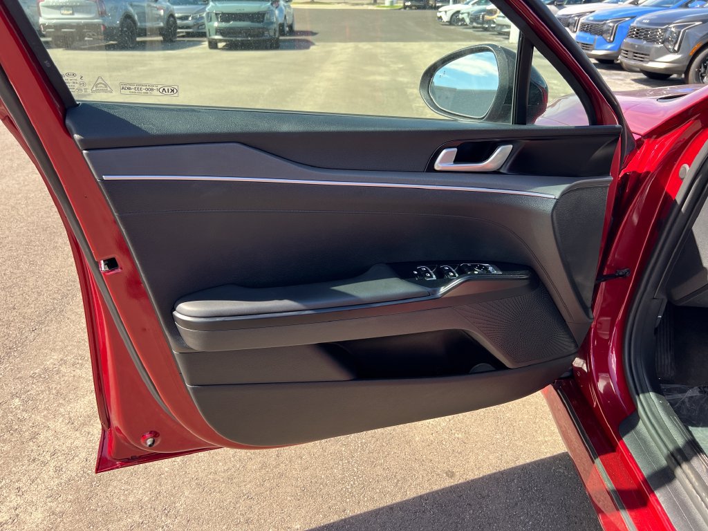 Certified 2021 Kia K5 GT-Line FWD image 10