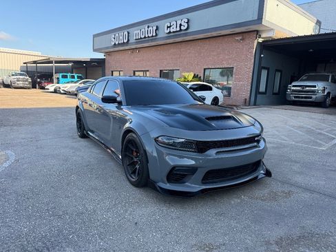Used 2023 Dodge Charger SRT Hellcat RWD image 2