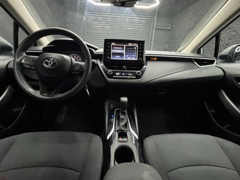 Used 2020 Toyota Corolla LE FWD image 21