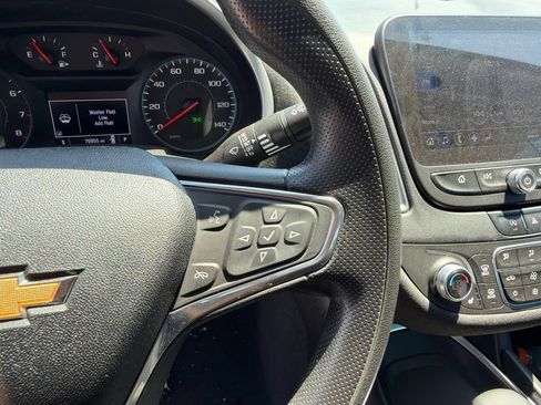 Used 2022 Chevrolet Malibu LT FWD image 12