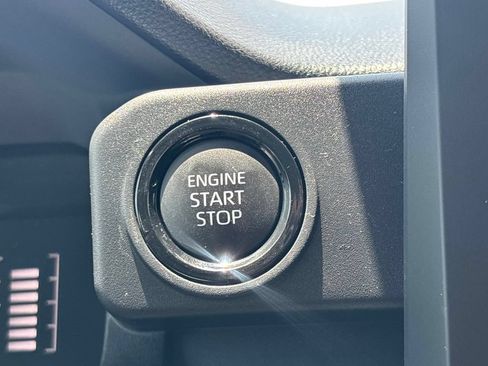 Used 2024 Toyota Tacoma SR RWD image 19