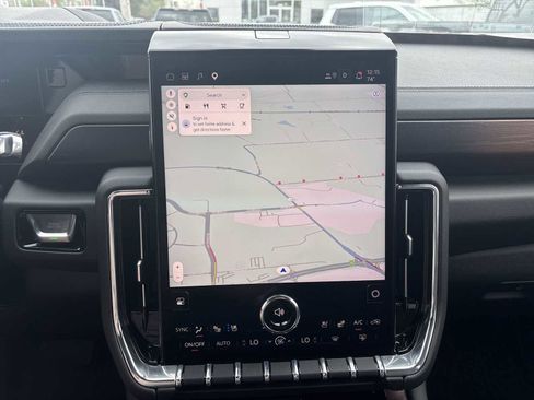 New 2025 GMC Yukon Denali w/ Advanced Technology Package AWD/4WD image 14