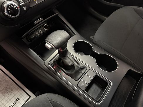 Used 2019 Kia Sorento L image 19