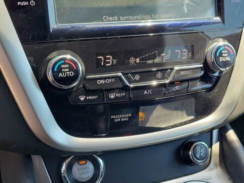 Used 2017 Nissan Murano S w/ Navigation Package AWD/4WD image 20
