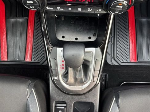 Used 2022 Kia Forte GT-Line w/ GT-Line Premium Package image 24