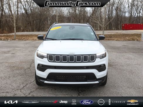 Used 2023 Jeep Compass Limited w/ Elite Group image 10
