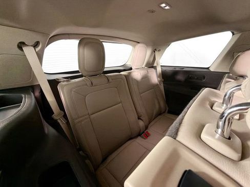 Used 2020 Lincoln Aviator Reserve w/ Equipment Group 201A image 28