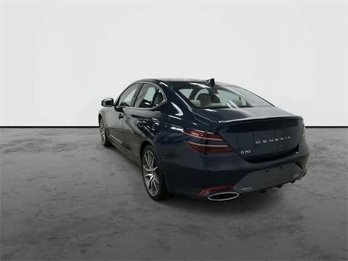 Used 2024 Genesis G70 2.5T image 2