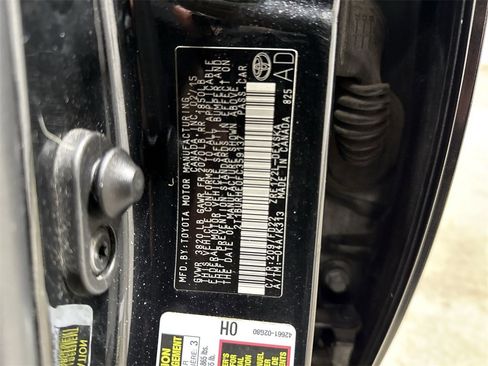 Used 2015 Toyota Corolla S image 28