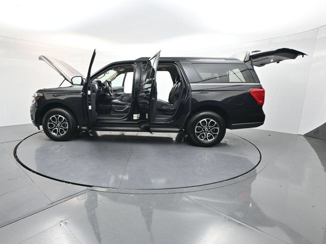 Used 2024 Ford Expedition Max XLT AWD/4WD image 28