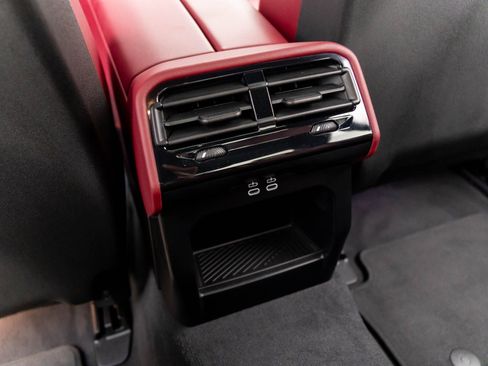 Certified 2025 BMW i5 xDrive40 w/ Premium Package image 20