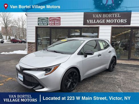 Used 2022 Toyota Corolla SE image 1