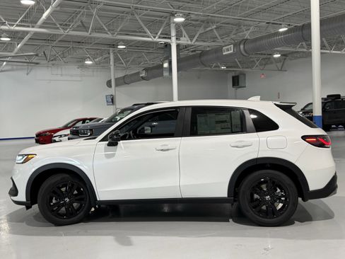 New 2026 Honda HR-V Sport image 17