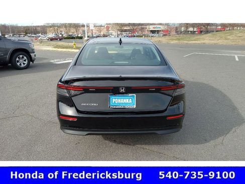 Certified 2025 Honda Accord SE image 7