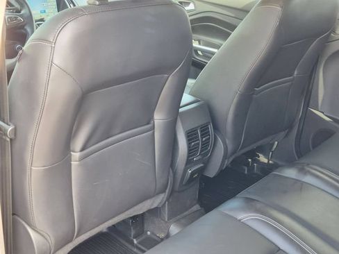 Used 2019 Ford Escape Titanium w/ U9j03 - Titanium Tow Package AWD/4WD image 27