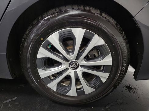 Used 2020 Toyota Prius Prime XLE FWD image 10