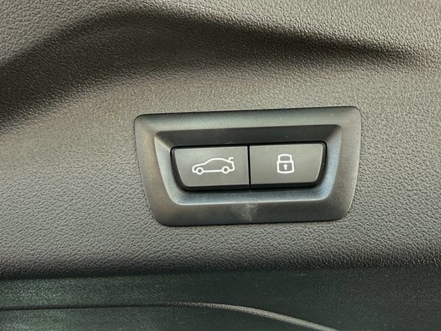 Used 2024 BMW X7 xDrive40i w/ M Sport Package AWD/4WD image 36