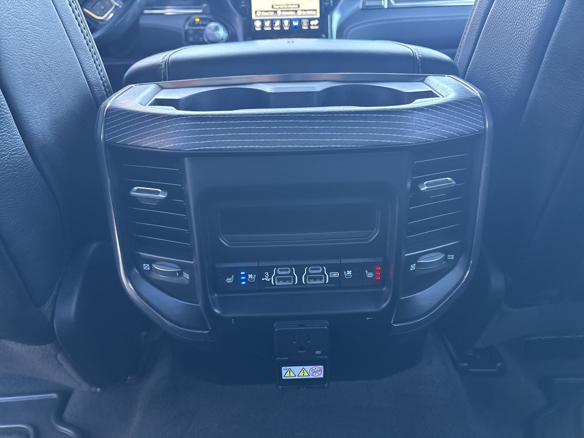 Used 2020 RAM 1500 Limited AWD/4WD image 29
