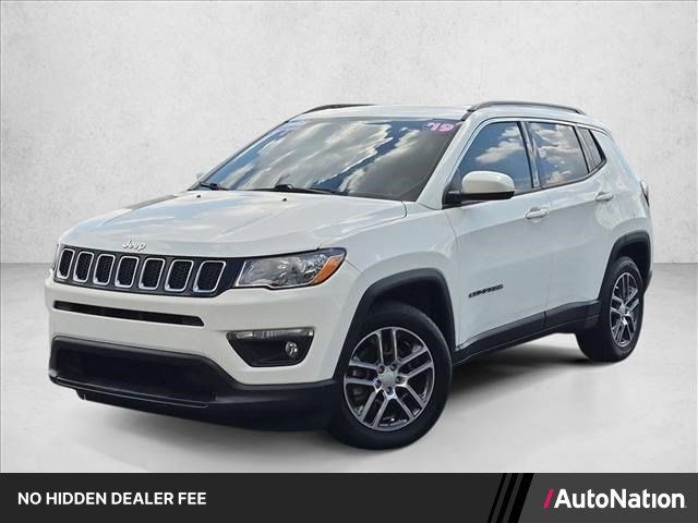 Used 2019 Jeep Compass Latitude FWD image 1