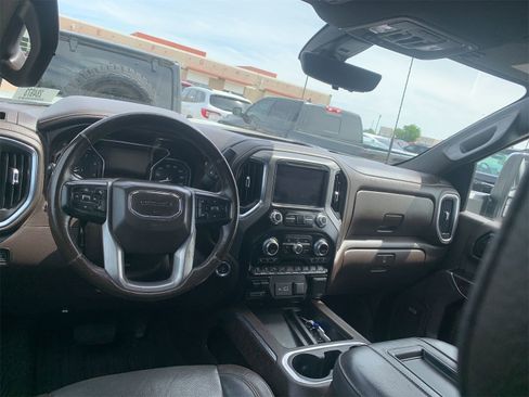 Used 2022 GMC Sierra 2500 Denali w/ Denali Ultimate Package image 4