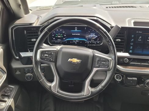 Used 2024 Chevrolet Silverado 2500 LT w/ Convenience Package AWD/4WD image 11
