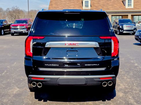 Used 2024 GMC Yukon XL Denali image 17