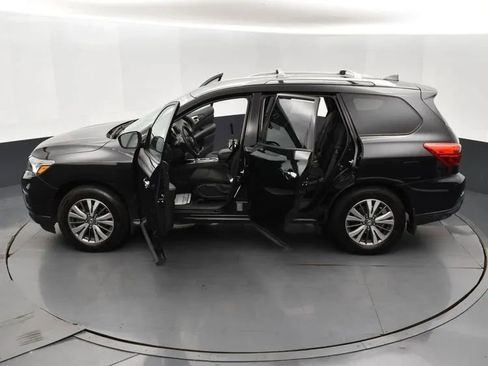 Used 2020 Nissan Pathfinder S FWD image 7