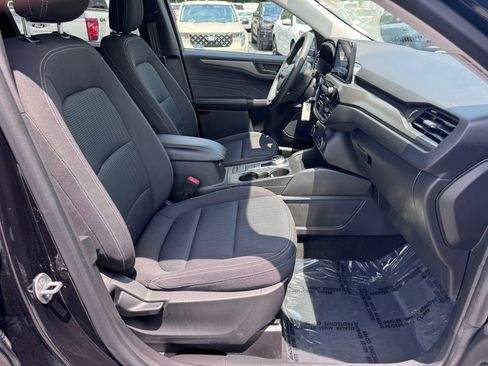 Used 2024 Ford Escape FWD image 16