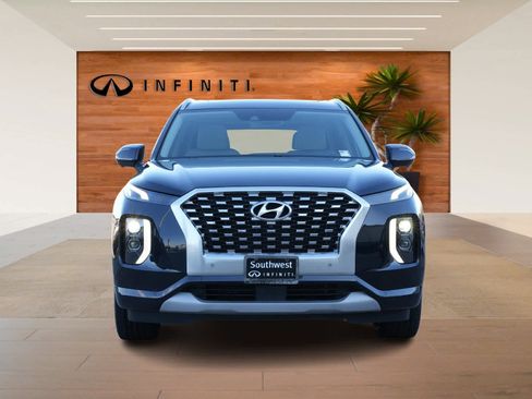 Used 2021 Hyundai Palisade Limited image 2