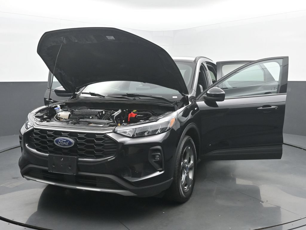 Used 2025 Ford Escape ST-Line Select AWD/4WD image 58