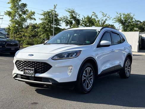 Used 2021 Ford Escape SEL w/ Technology Package AWD/4WD image 6