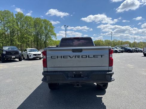 Used 2024 Chevrolet Silverado 2500 Custom w/ Custom Value Package AWD/4WD image 5