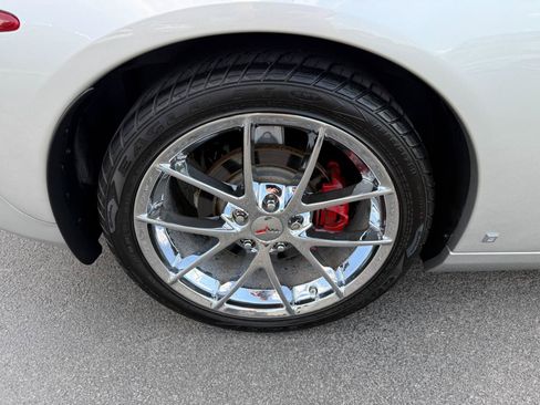 Used 2006 Chevrolet Corvette Convertible w/ Preferred Equipment Group RWD image 15