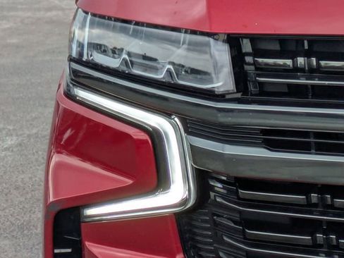 Used 2021 Chevrolet Suburban RST AWD/4WD image 10