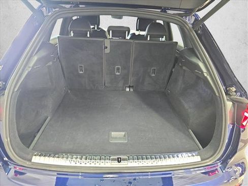 Used 2021 Audi Q3 2.0T Premium AWD/4WD image 12