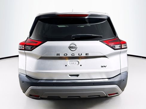 Used 2023 Nissan Rogue SV FWD image 29