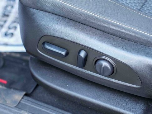 Used 2021 GMC Acadia SLE w/ Driver Convenience Package image 28