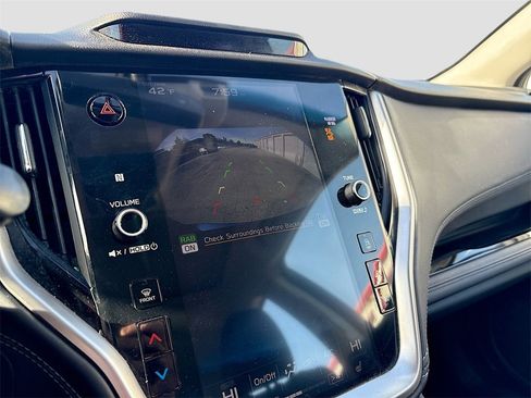 Used 2022 Subaru Legacy Limited image 14