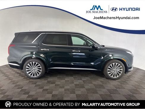 Certified 2025 Hyundai Palisade Calligraphy image 4