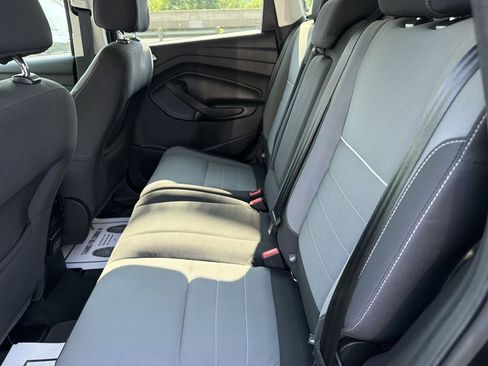 Used 2015 Ford Escape SE w/ Equipment Group 201A AWD/4WD image 14